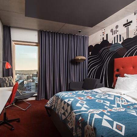 โซโล โซคอส โฮเทล ทอร์นี แทมเปเร Hotel ตัมเปเร ภายนอก รูปภาพ